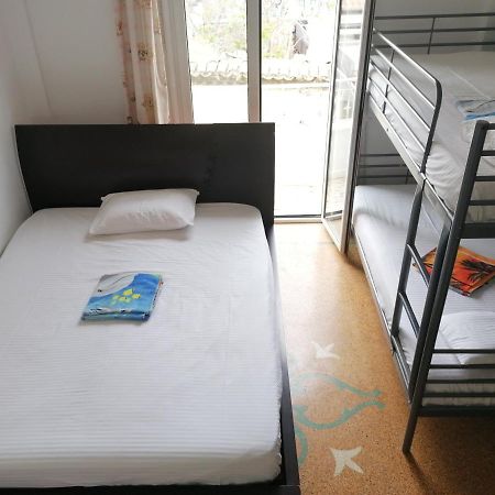 Shared Rooms Near Acropolis And Monastiraki Athens Ngoại thất bức ảnh